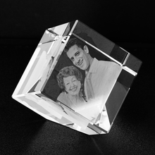 Load image into Gallery viewer, Personalized Crystal-Cut Corner Cube